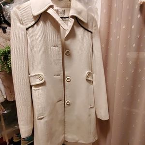 XS cream American Rag spring coat